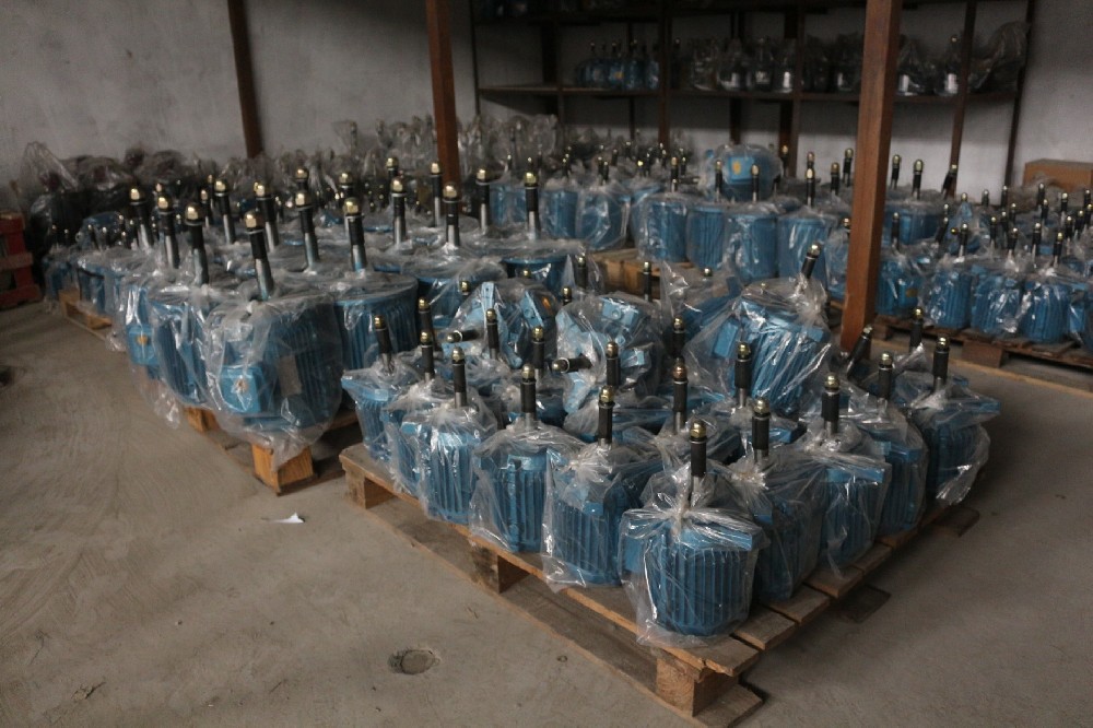 冷卻塔專用電機(jī)、減速機(jī)及配件