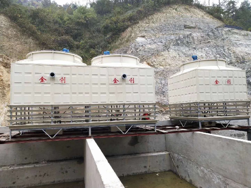 安裝玻璃鋼冷卻塔時(shí)對(duì)安裝場地應(yīng)注意什么